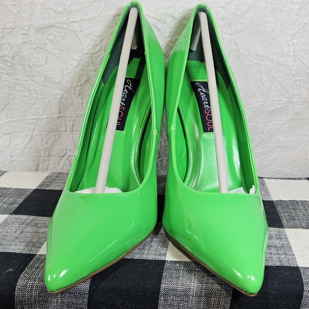 Heart Soul Neon Green Gizelle Style Pumps - Picture 6 of 11